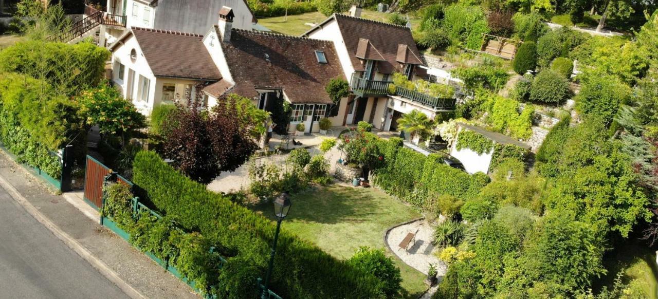 " D'Une Eure A L'Autre " Sainte-Gemme-Moronval Exteriör bild